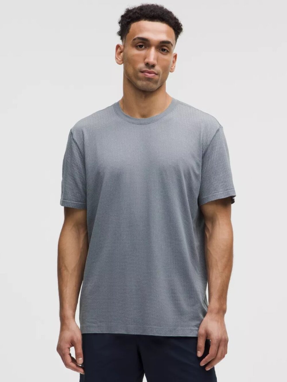 Lululemon Men's Metal Vent Tech Relaxed-Fit Short-Sleeve Shirt - Grey